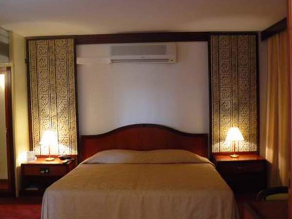 Gaweye Hotel Niamey Exterior photo